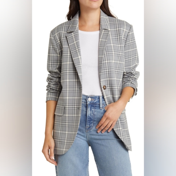 Treasure & Bond Jackets & Blazers - Treasure & Bond Women's  Oversized Gray Plaid Blazer